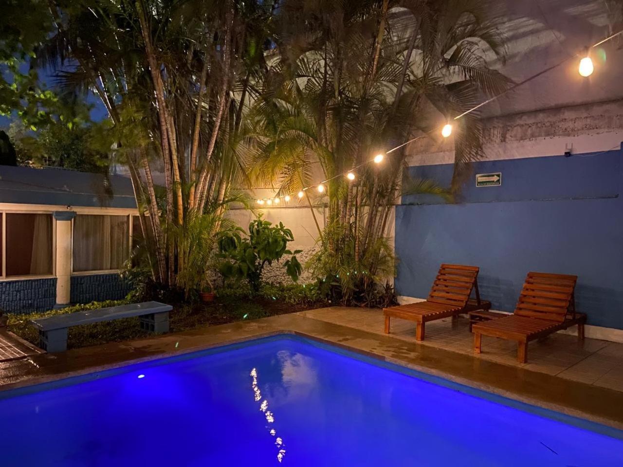 Suites del Sureste - Mérida Exterior foto